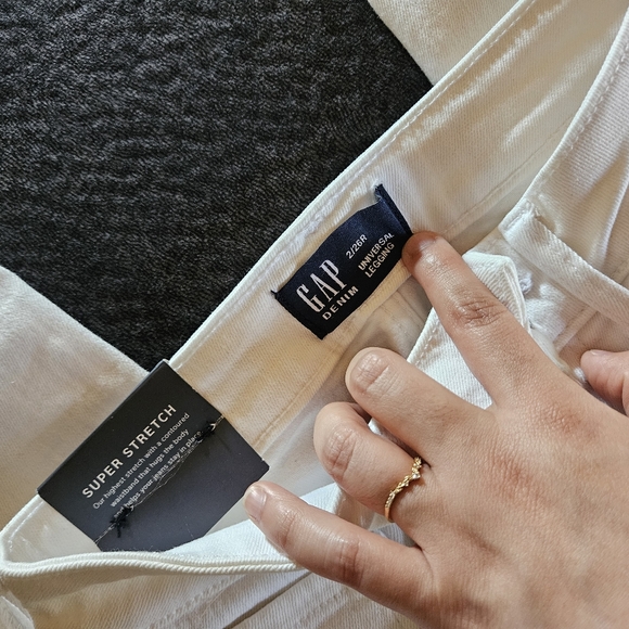 White Jeans - Picture 2 of 6